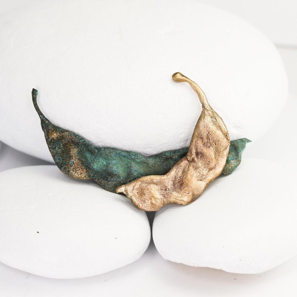 Bronze Mesquite Pod Objet d&