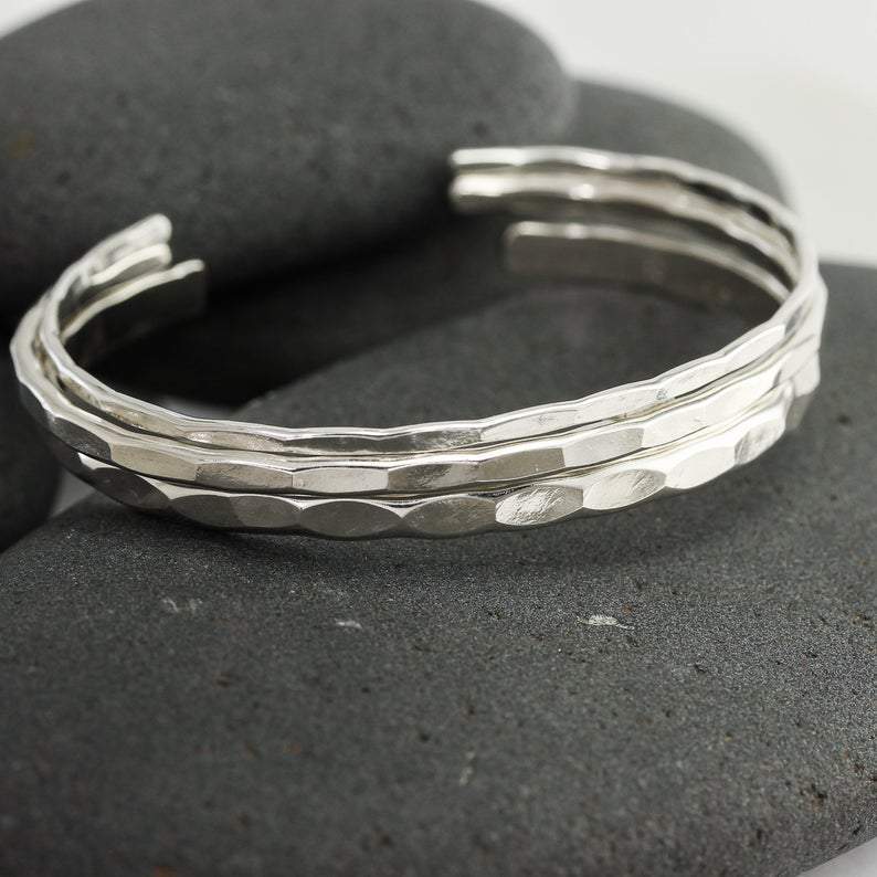 Hammered Cuff Set in Silver
