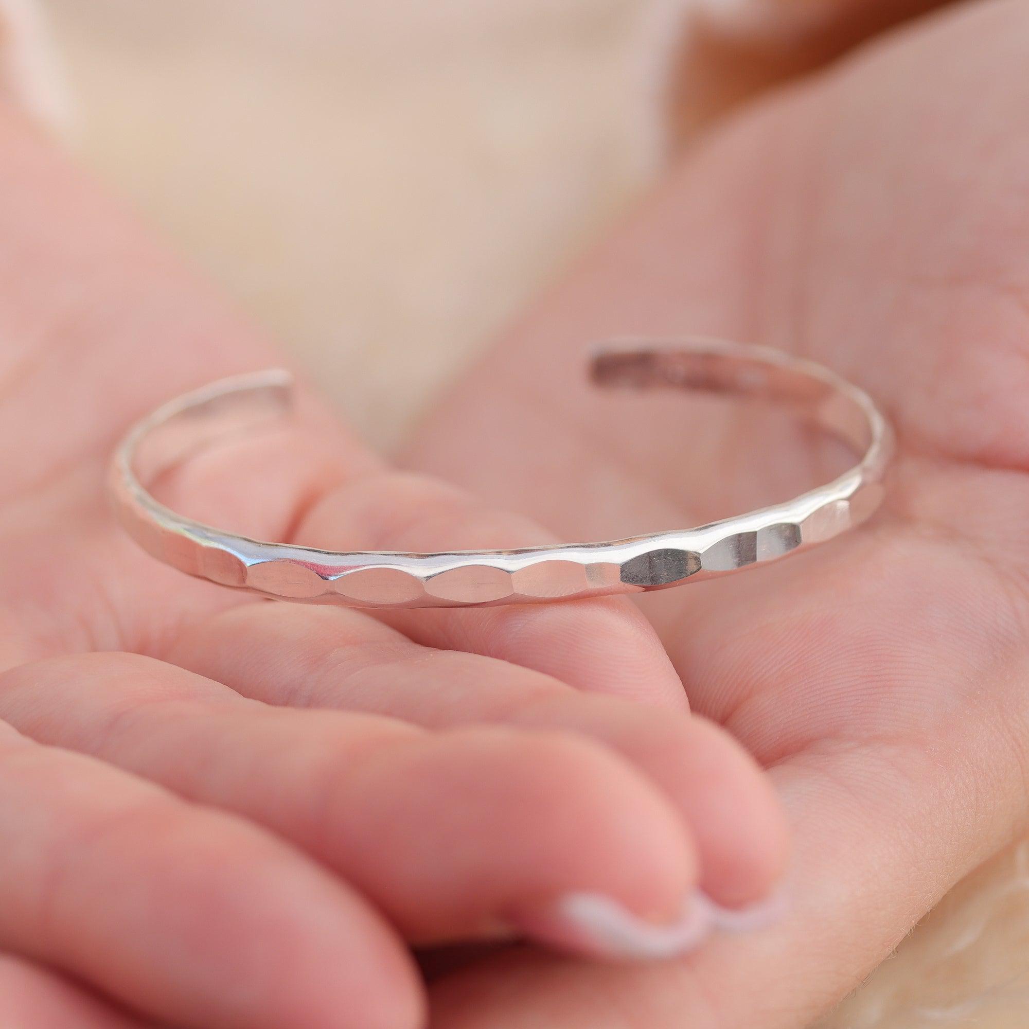 Hammered Cuff Set in Silver