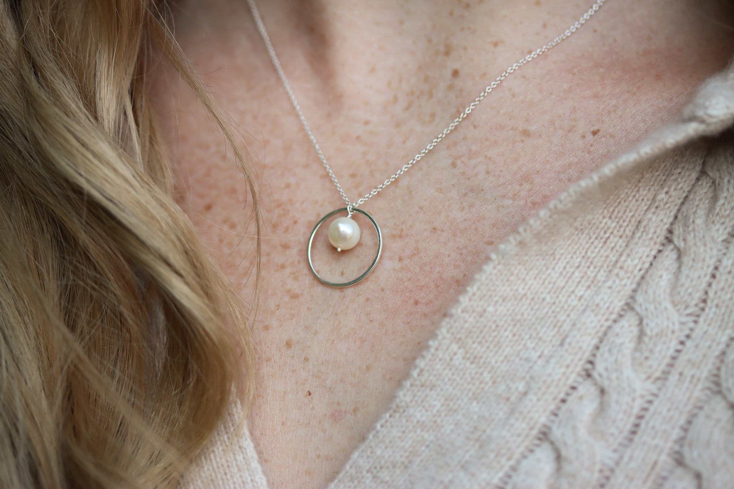 Pearl Frame Necklace