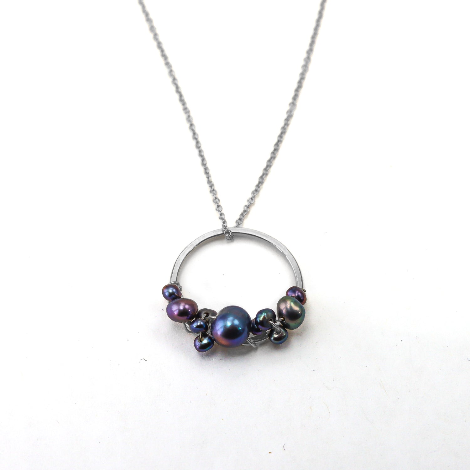 Bubbly Pearl Necklace