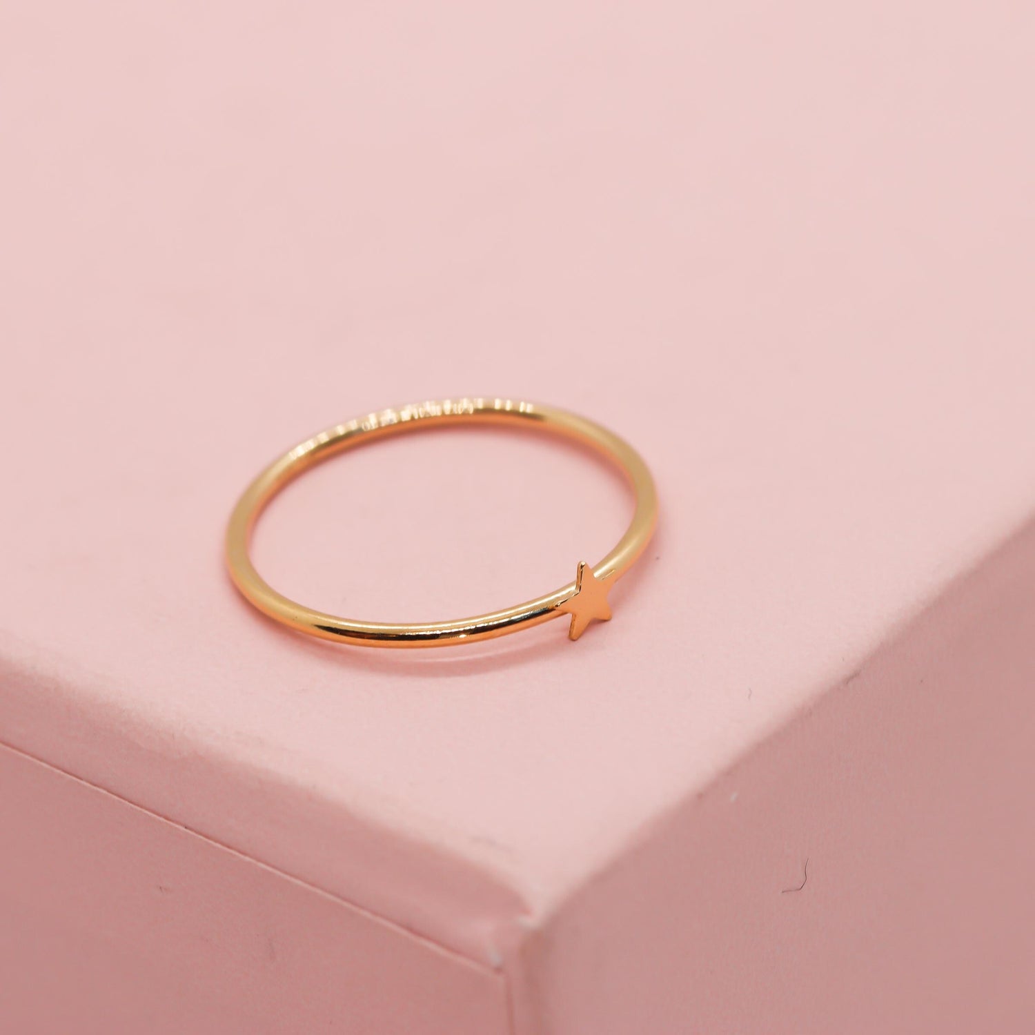 Dainty Star Charm Ring