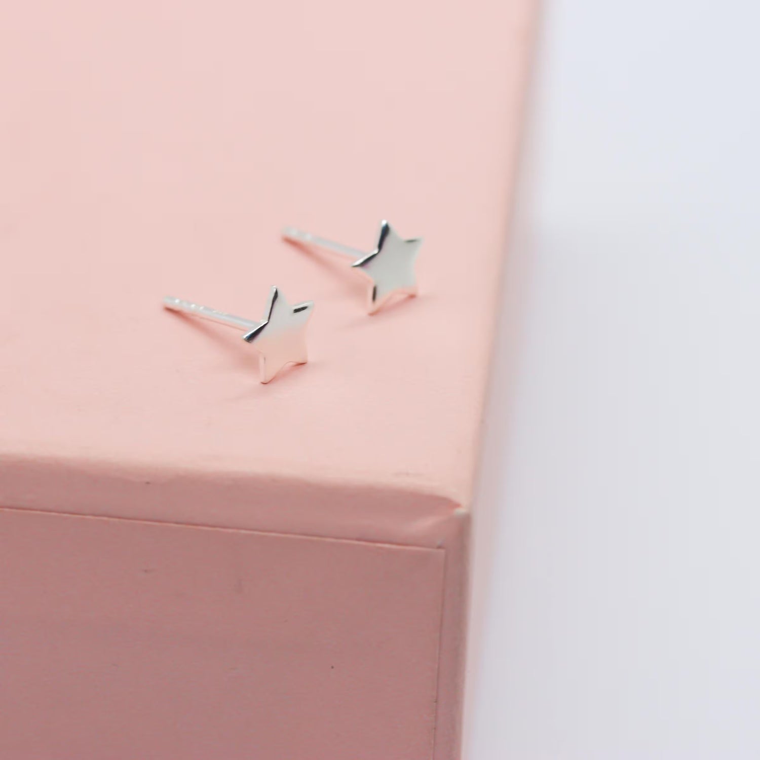 Dainty Star Stud Earrings