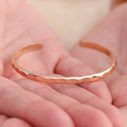 Hammered Cuff Set in Gold