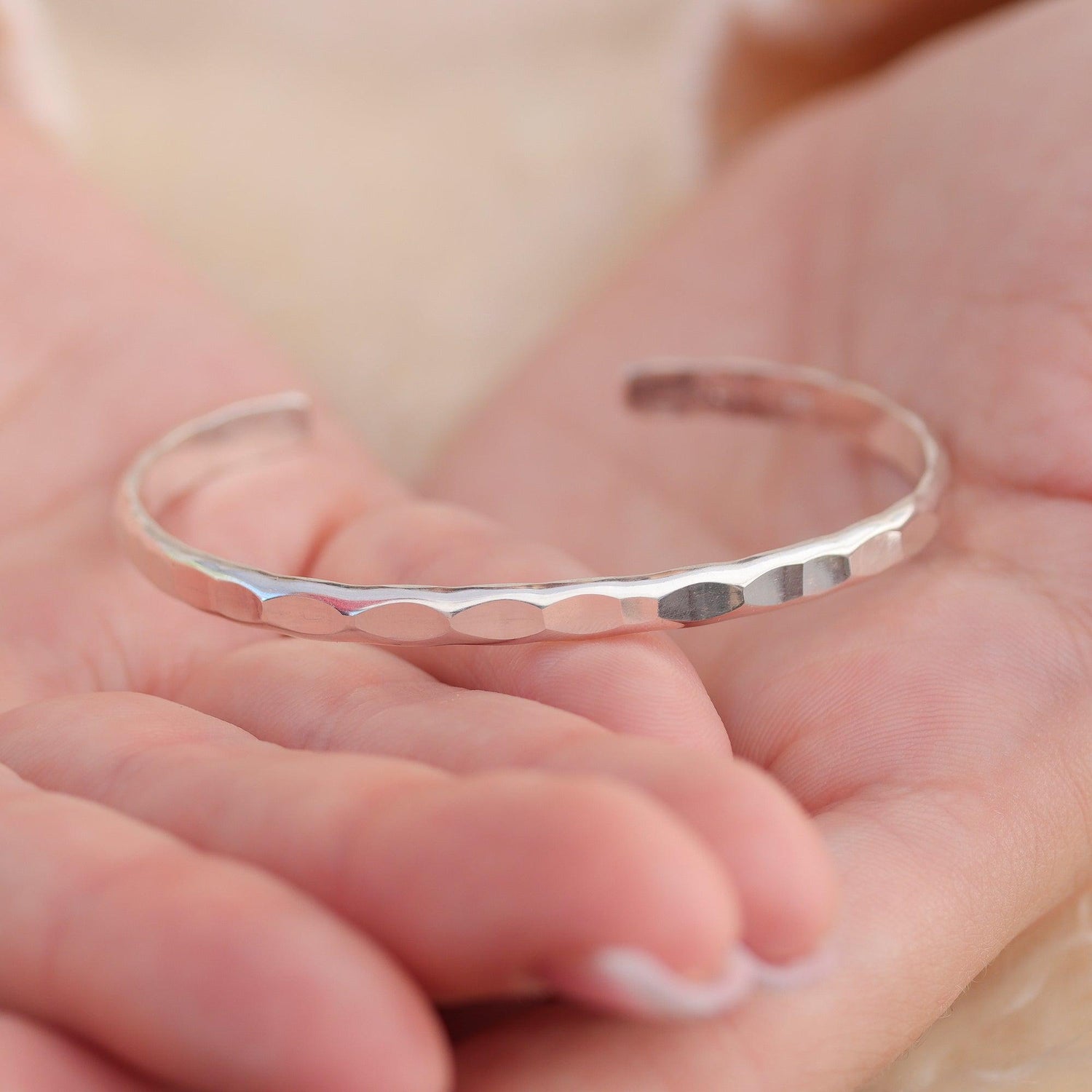 Hammered Cuff Set in Silver
