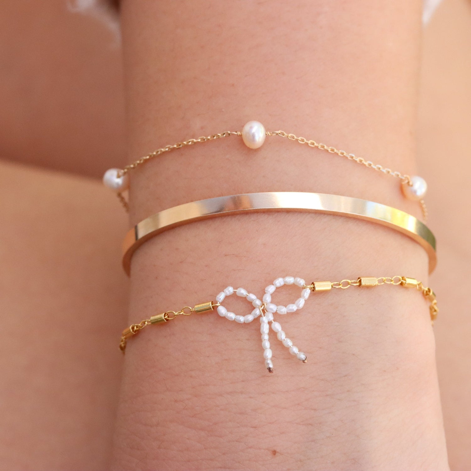 Pearl Bow Bracelet