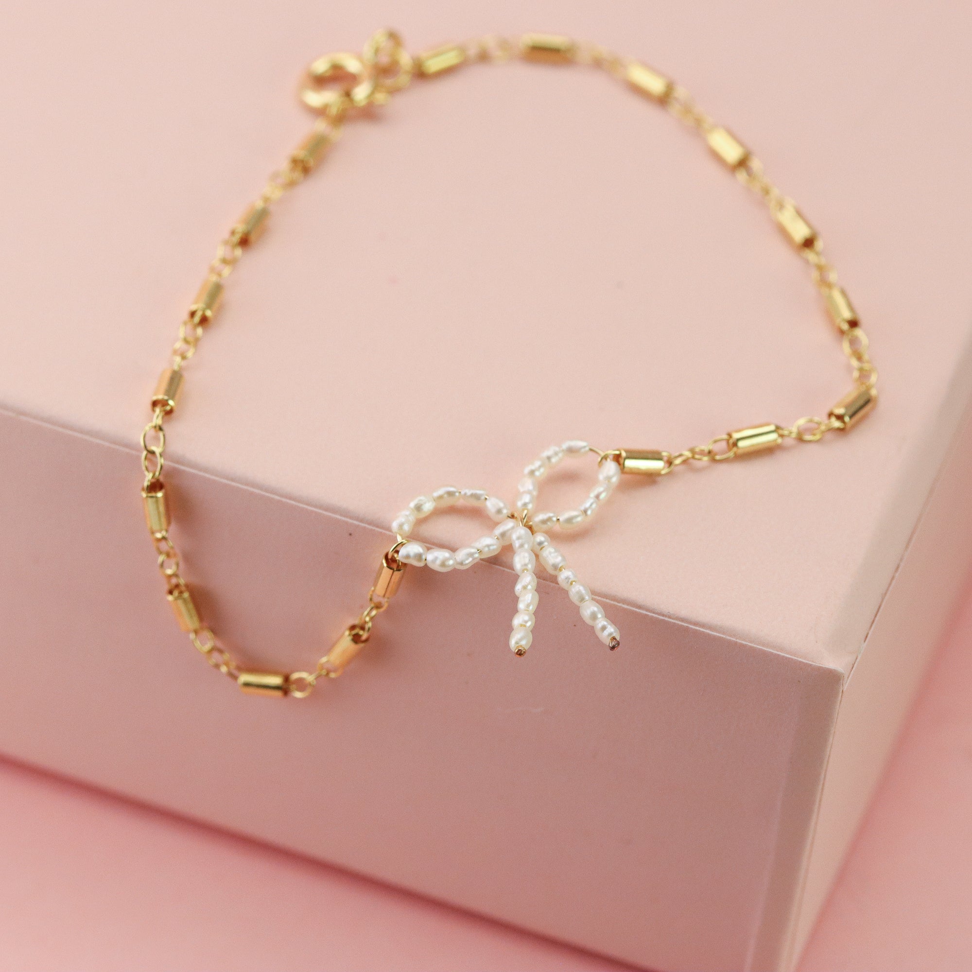 Pearl Bow Bracelet