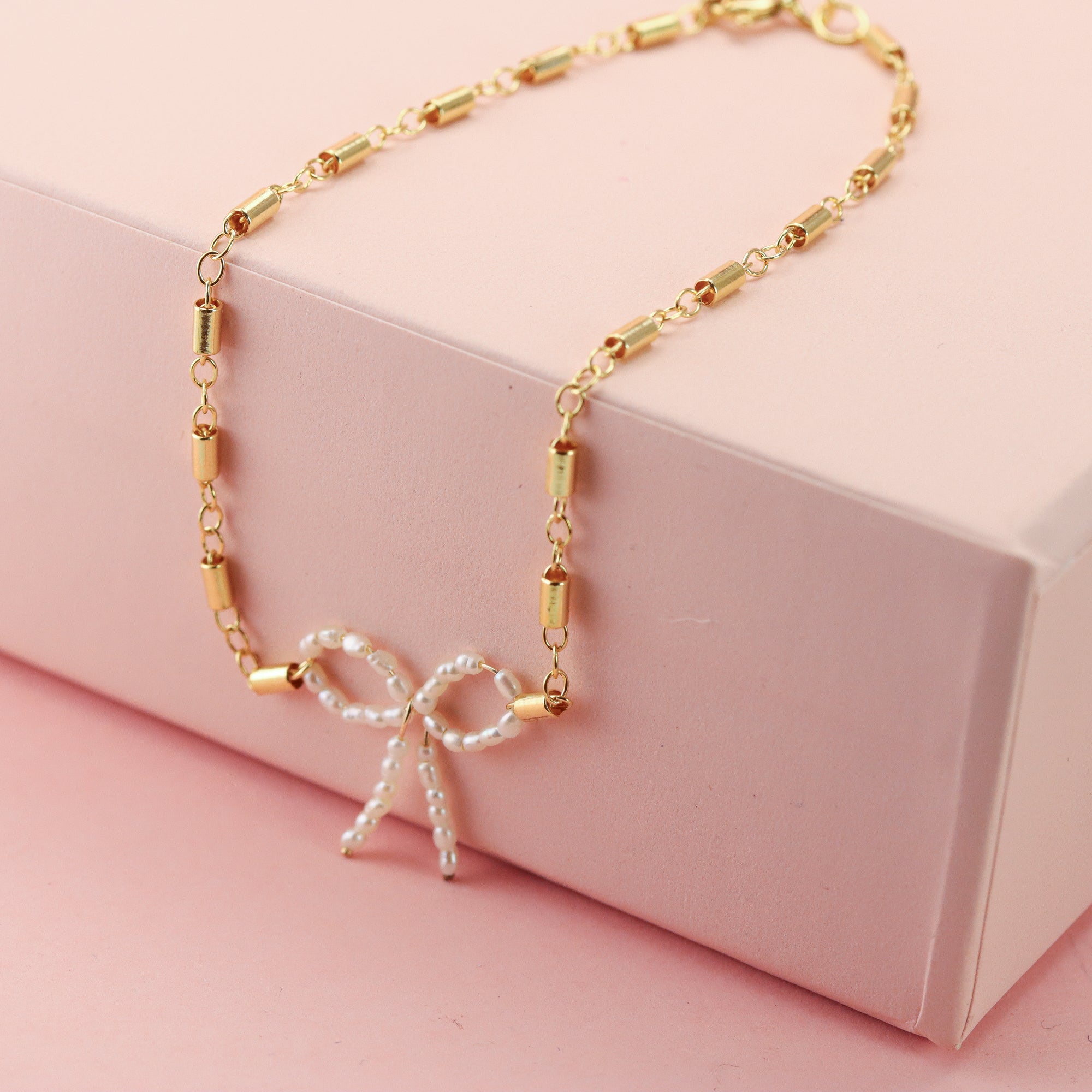 Pearl Bow Bracelet