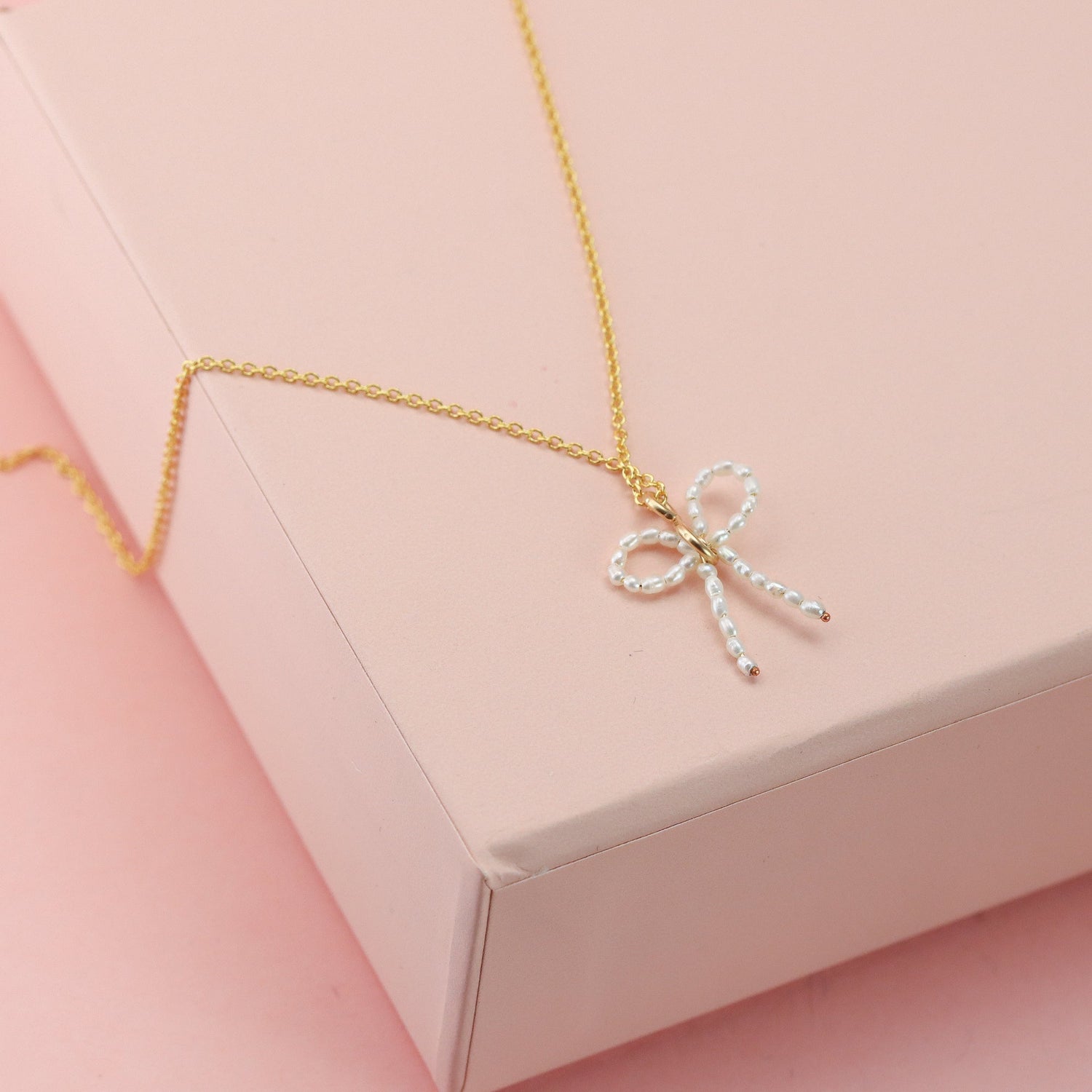 Pearl Bow Necklace