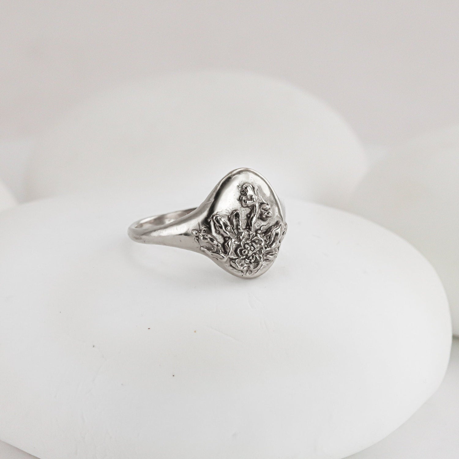 Signet Ring with Roses